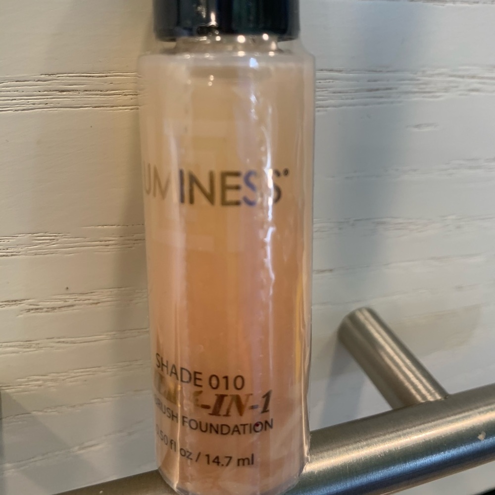 Luminess Airbrush Foundation 010
